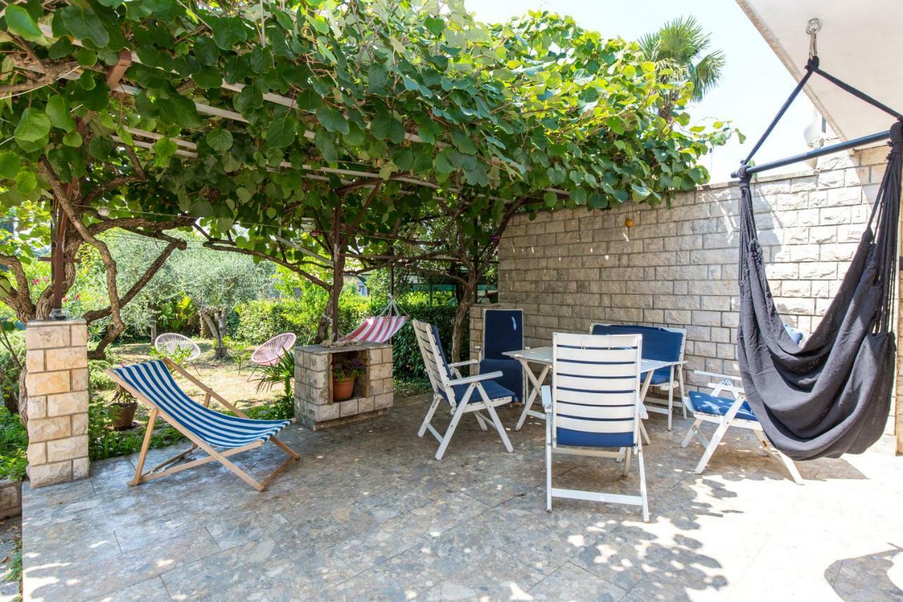 Casa Flora 3-Minutes' Walk From The Beach Novigrad  Zewnętrze zdjęcie
