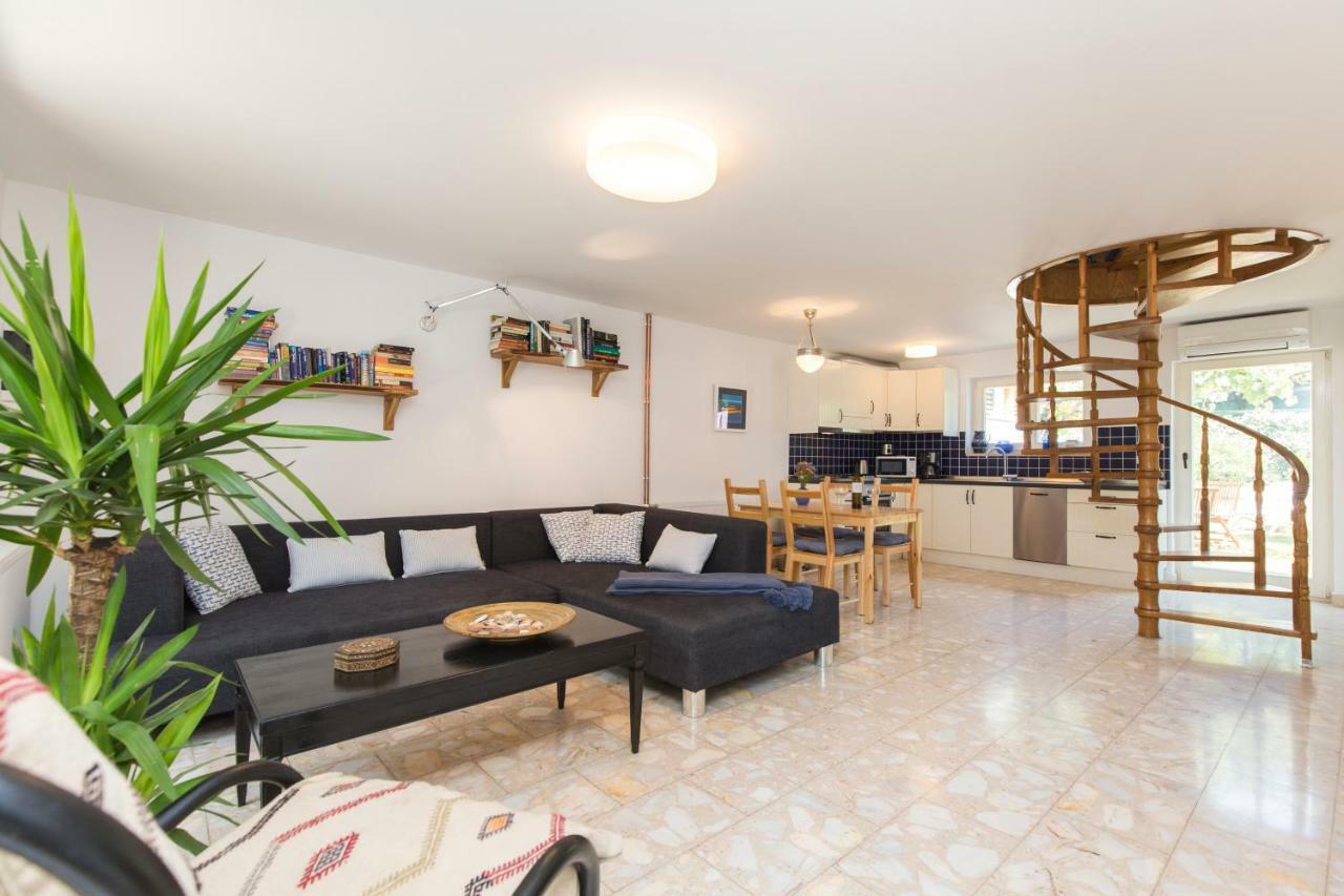 Casa Flora 3-Minutes' Walk From The Beach Novigrad  Zewnętrze zdjęcie
